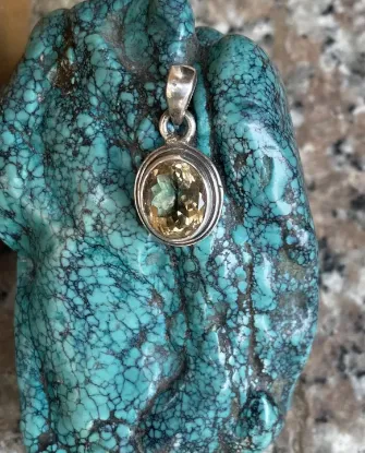 Picture of Pure Silver Pendant With Natural Yellow Topaz/Unisex/4Gram