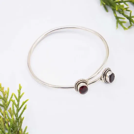 Picture of Pure Silver Bracelet With Natural Garnet /Women/11 Gram