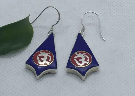 Picture of Pure Silver Om Earring