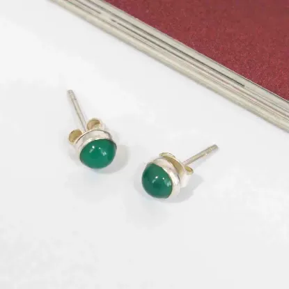 Picture of Pure Silver Studs with Natural Green Onyx