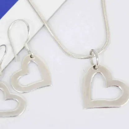 Picture of Pure Silver Valentine Set / 10.5 Gram