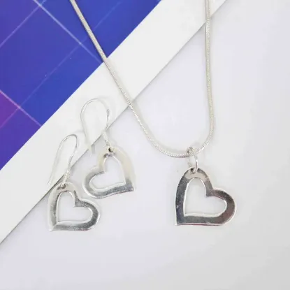 Picture of Pure Silver Valentine Set / 10.5 Gram