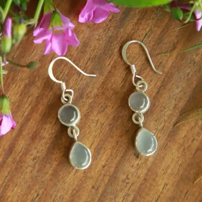 Picture of Pure Silver Earring With Natural Moonstone For Women / 3.6 Gram