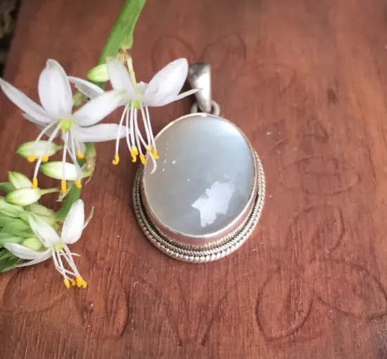 Picture of Pure Silver Pendant With Natural Moonstone Unisex/6.8 Gram