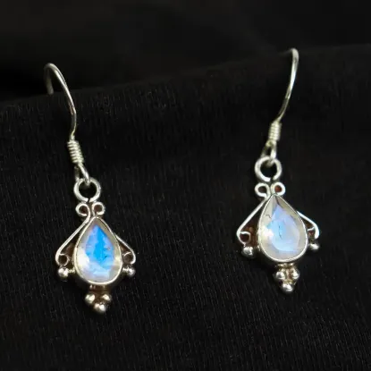 Picture of Pure Silver Earring With Natural Rainbow Moonstone/Women/3.5Gram