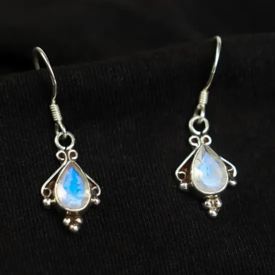 Picture of Pure Silver Earring With Natural Rainbow Moonstone/Women/3.5Gram