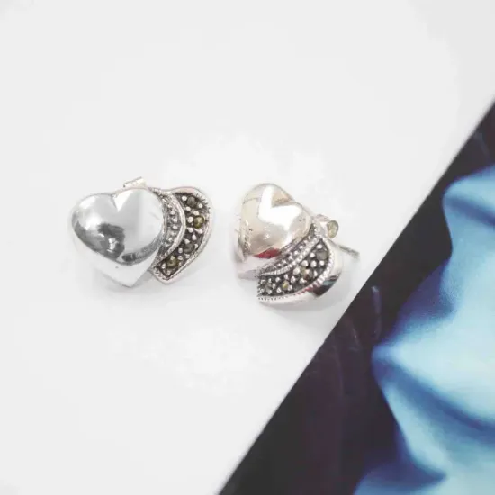 Picture of Pure Silver Valentine Stud With Natural Marcasite