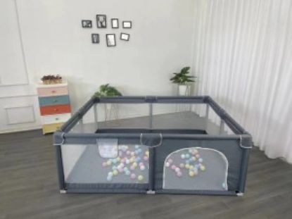Picture of PlayPen Fence With 50 Balls