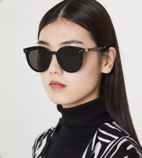 Picture of Black Glass Women Korean Sunglass