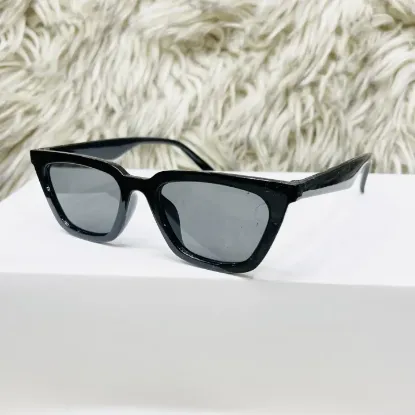 Picture of Trendy Slim Cateyes Black Sunglass For Women