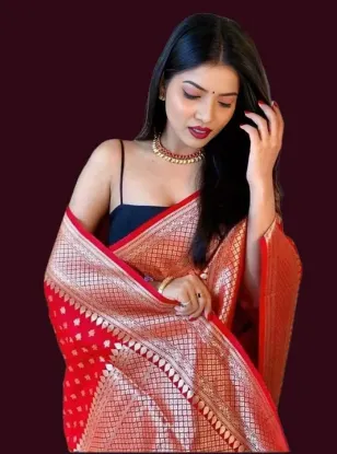 Picture of Luxurious Two-Tone Saree with Pure Zari Golden Weaving